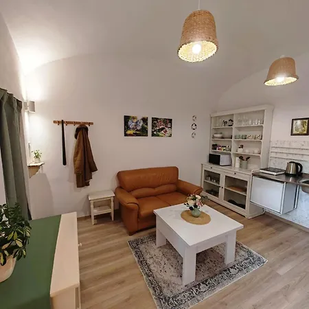 Etela Old Town Apartman Kassa