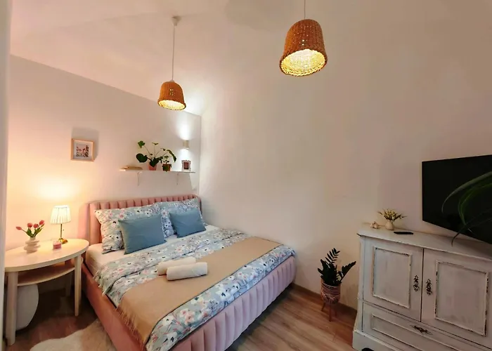 Etela Old Town Apartmán *